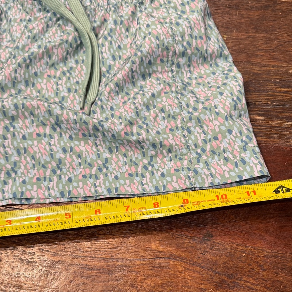 Club Social Size M Floral Print Women's Shorts - Picture 8 of 9